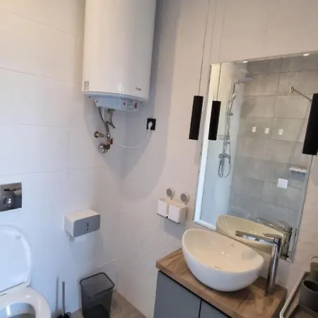 Holiday home База Отдыха «Хуторок Дофиновка» *