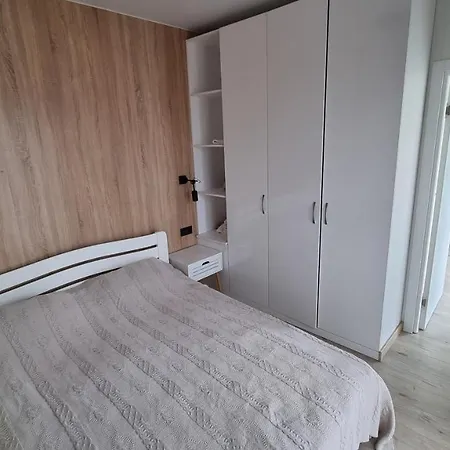 Holiday home База Отдыха «Хуторок Дофиновка»