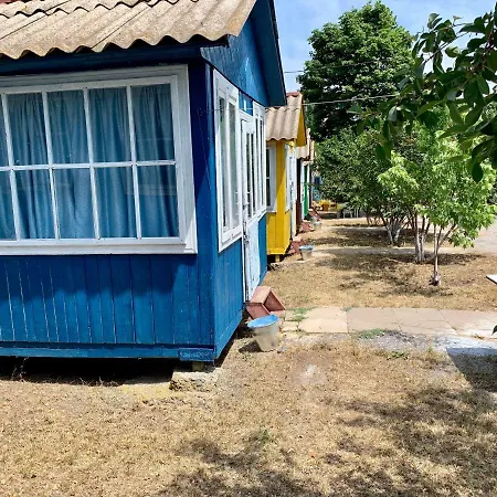 База Отдыха «Хуторок Дофиновка» Holiday home Odesa
